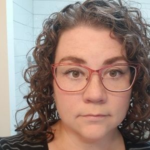 Meet your Posher, Janelle